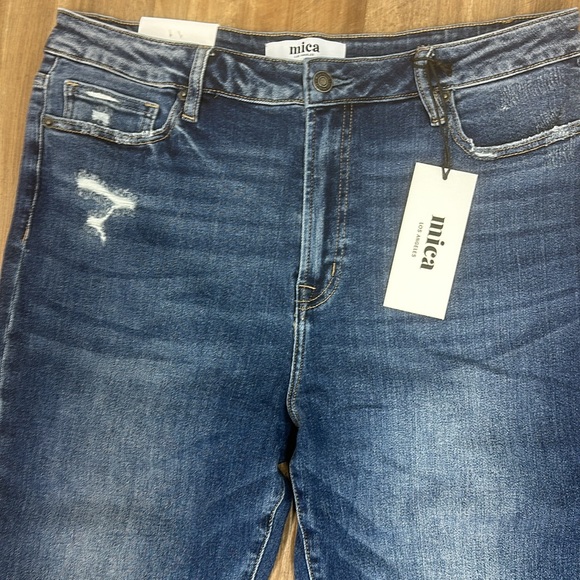 NWT Mica denim high rise straight leg jeans. Sz 32 - Picture 2 of 4